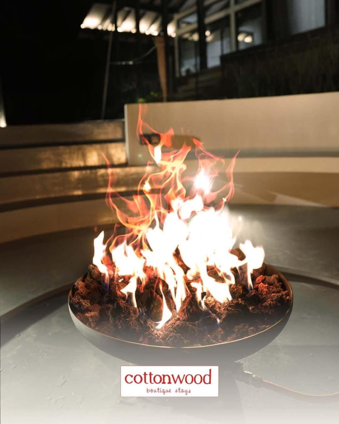 הוילה Sampal Cottonwood Yaputa Heated-Onsen Netflix Api-Unggun Karaoke Ps4 מראה חיצוני תמונה